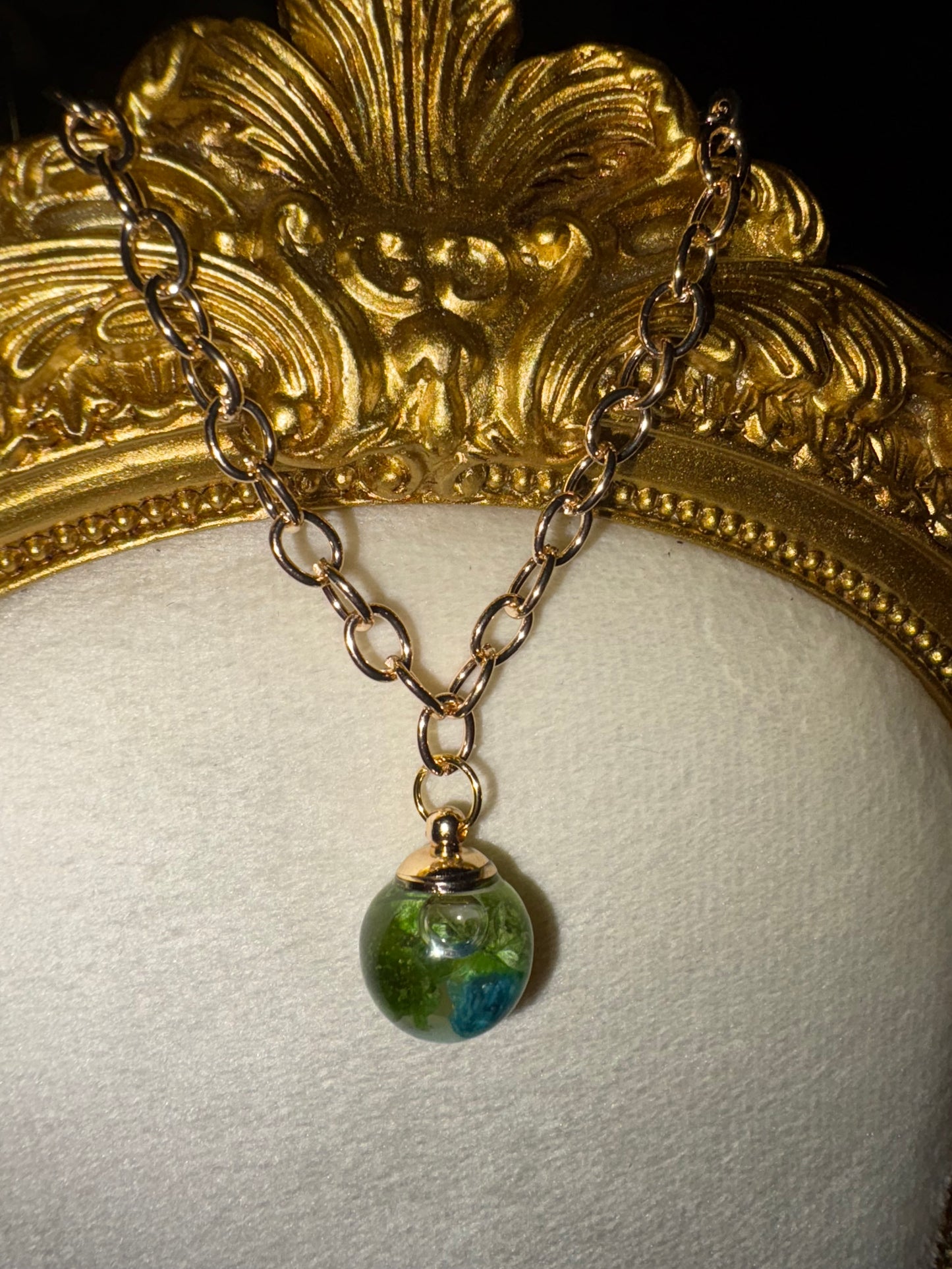 Urn Keepsakes Remembrance Gifts - Hold Your Loved Ones Ashes Close at Heart by LOVE ASHLEY 🩷🌹⚱️Grieving Gifts Memorial Ashes Jewelry Condolences Urn Gift Ideas